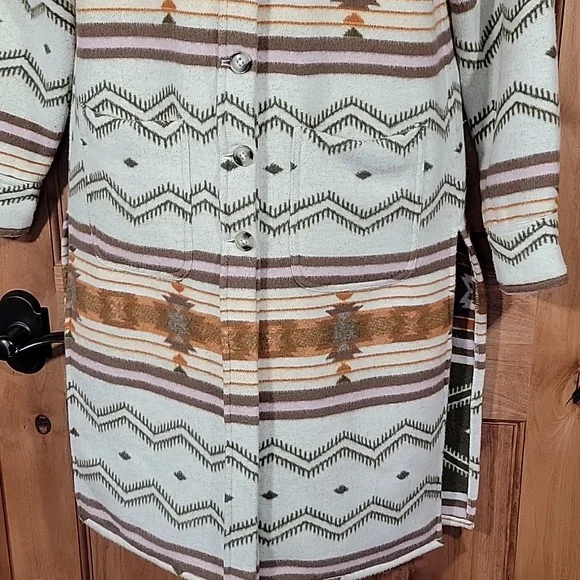 NWT Shyanne Long Fleece Shacket - Picture 6 of 15